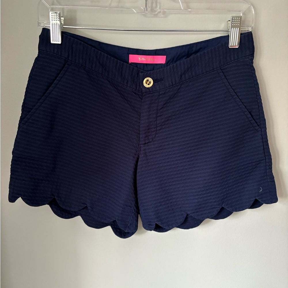 Lilly Pulitzer Navy Scalloped Hem Shorts
